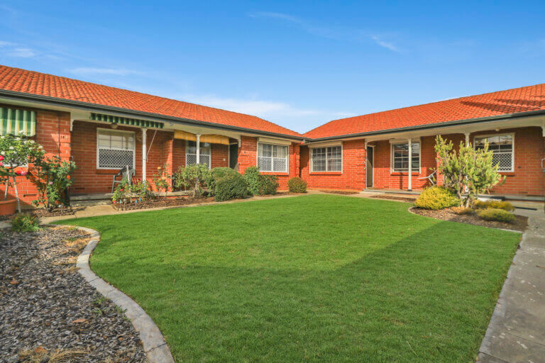 Fairfield Lodge, Glenelg South