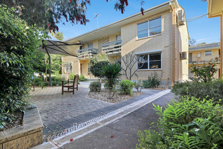 Fullarton - Moran Court